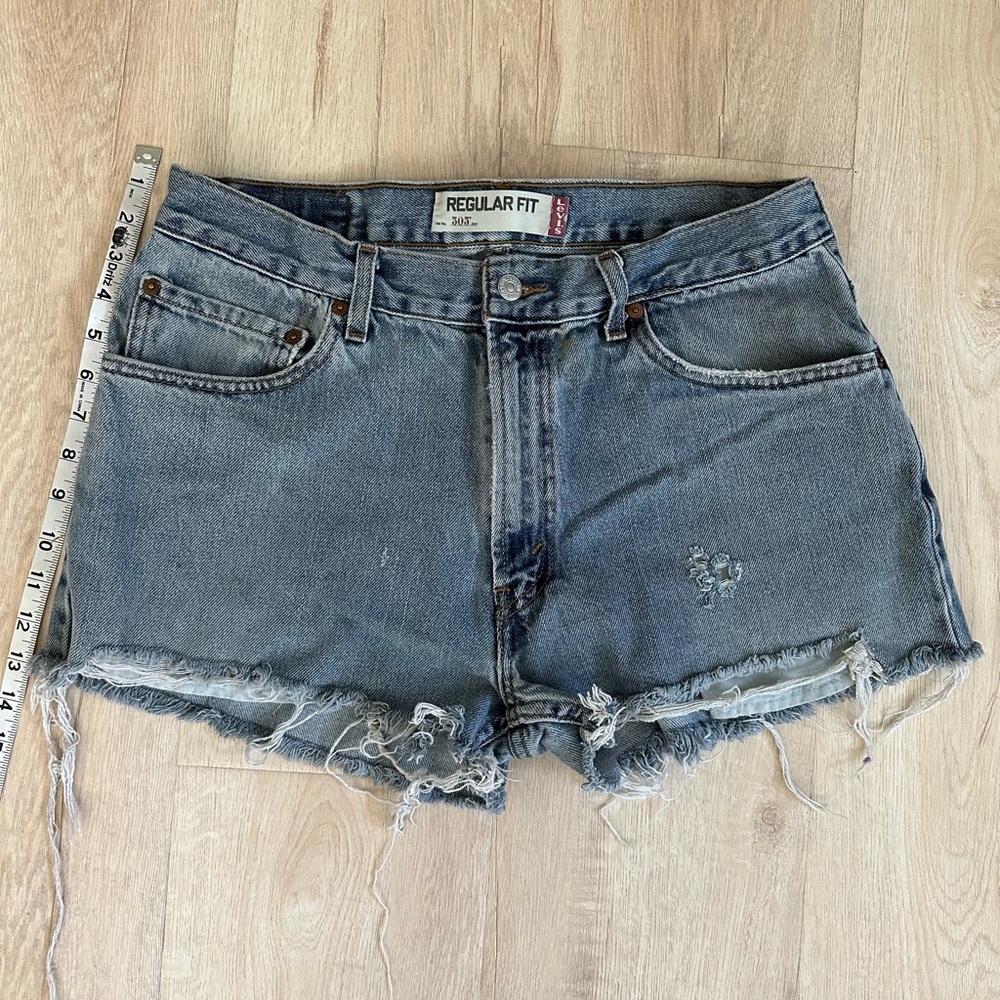 Urban Outfitters Levi denim high rise cutoff shorts